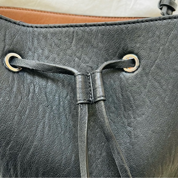 CALVIN KLEIN Bucket Bag - Picture 5 of 15